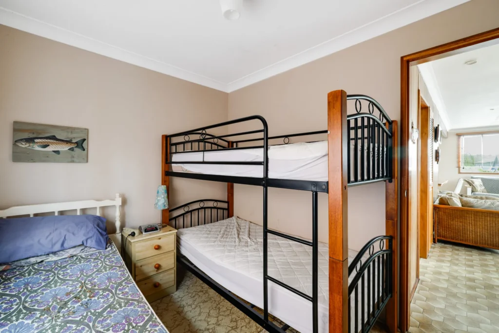 Guest bedroom